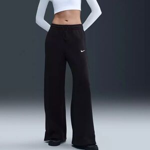 Nike Black Wide-Leg  fleece pants